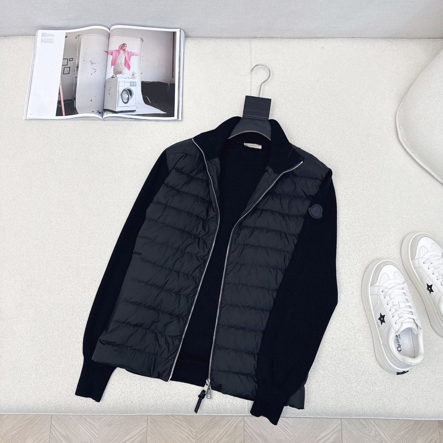 原单品质 男女同款 MC 25Ss———秋冬最新款拼接针织羽绒服外套🤍拼针织小立领立体剪裁版型设计 时髦