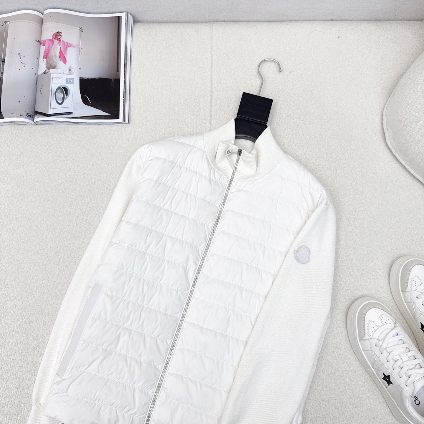 原单品质 男女同款 MC 25Ss———秋冬最新款拼接针织羽绒服外套🤍拼针织小立领立体剪裁版型设计 时髦
