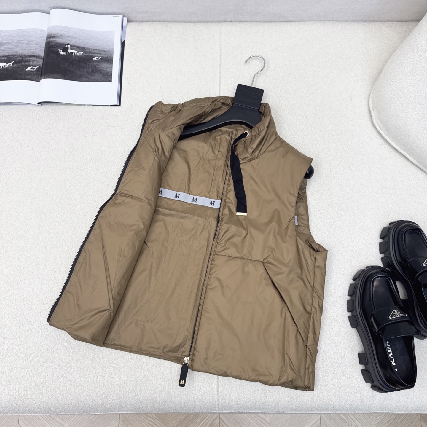 原单品质 Max 25Ss———秋冬最新款简约立领棉服马甲🖤 经典H版型剪裁 经典时髦又帅气 里衬原版字