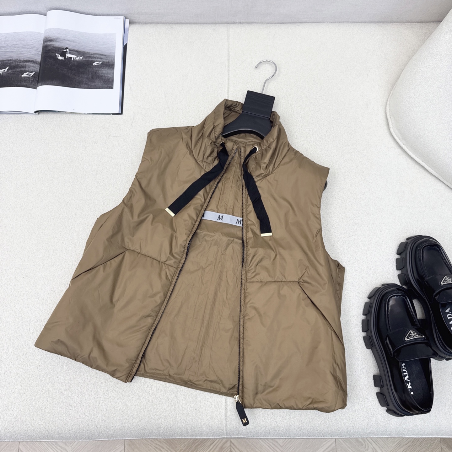 原单品质 Max 25Ss———秋冬最新款简约立领棉服马甲🖤 经典H版型剪裁 经典时髦又帅气 里衬原版字