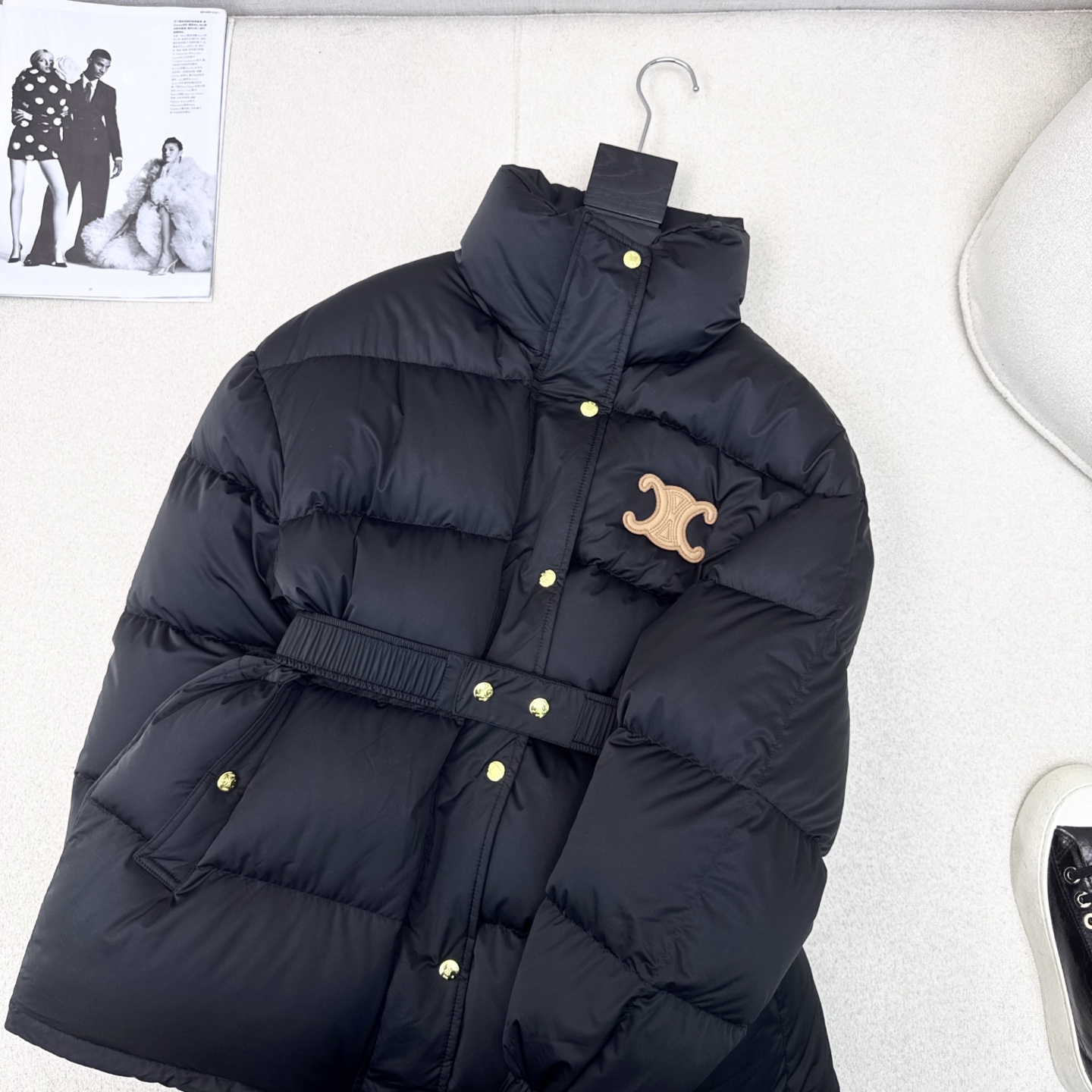 高端原单品质 CE 25Ss———秋冬新款凯旋门皮徽标立领束腰面包羽绒服 🤎本季最佳版型 经典凯旋门皮标