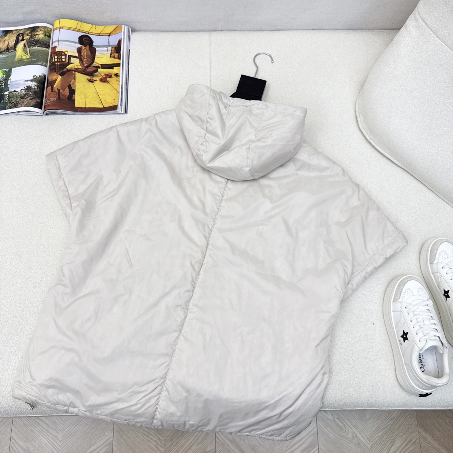 原单品质 Max 25ss———秋冬最新款简约斗篷式连帽棉服外套🖤 斗篷式设计感很赞～～经典立体H版型剪