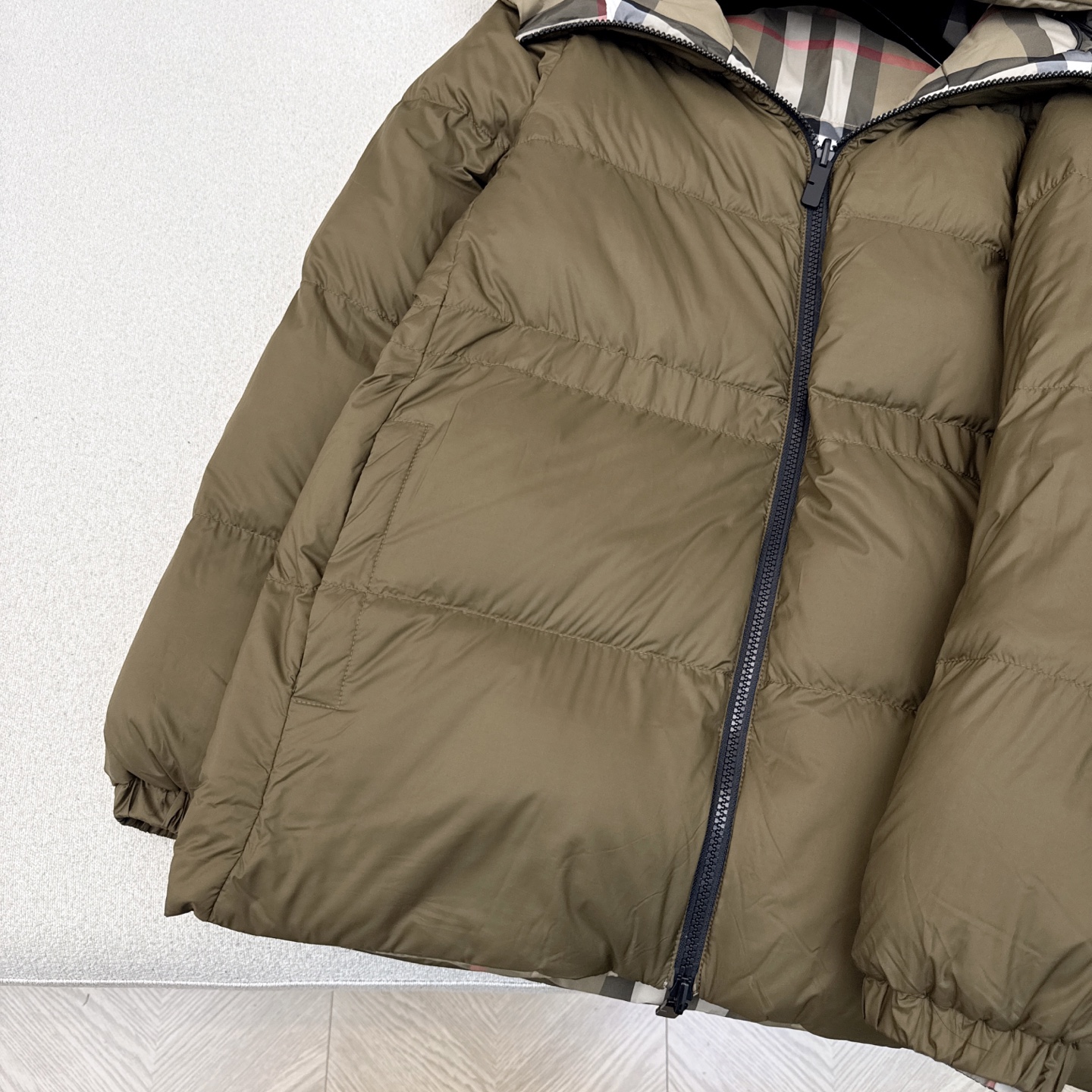 原单品质 Bur 25Ss———秋冬最新款Vintage格纹双面连帽束腰羽绒服🤎 一衣多穿 格子控必入高