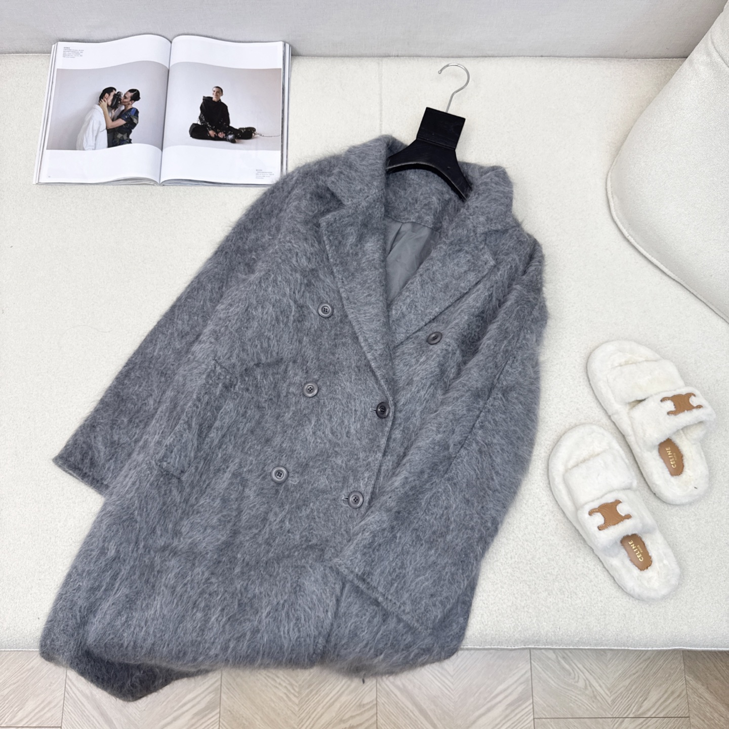 爆单款 Max 25Ss————秋冬最新款极简高级长款大衣 🩶气质感在线 简约时髦不失设计感 西装翻领设