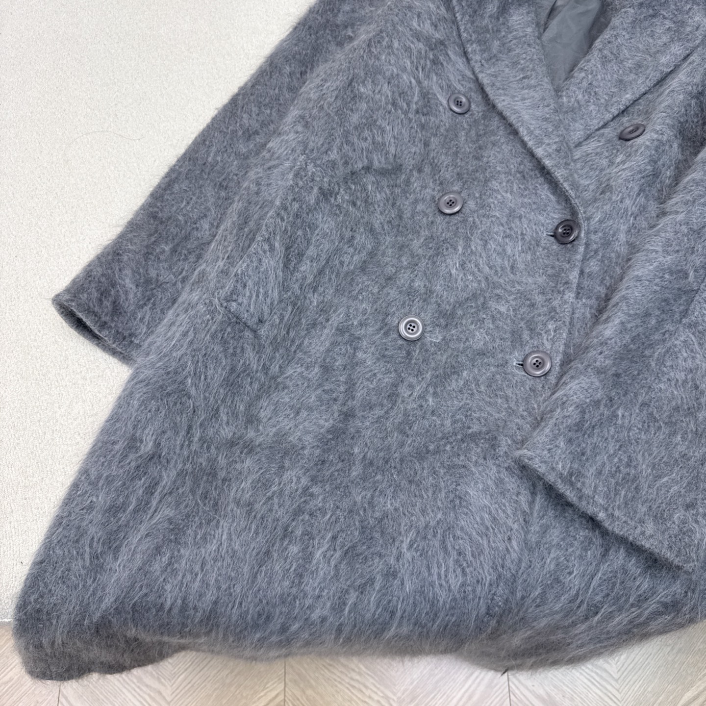 爆单款 Max 25Ss————秋冬最新款极简高级长款大衣 🩶气质感在线 简约时髦不失设计感 西装翻领设