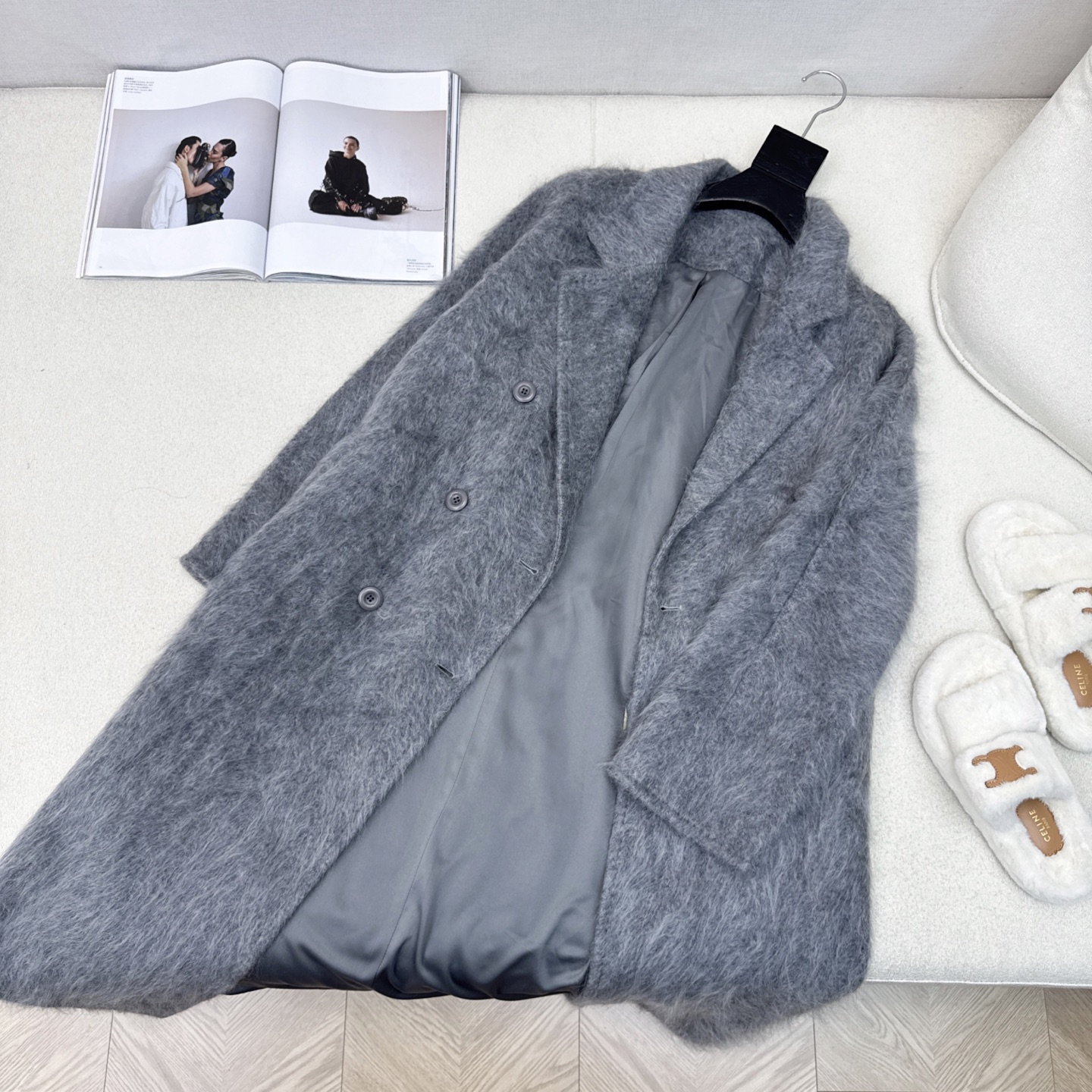 爆单款 Max 25Ss————秋冬最新款极简高级长款大衣 🩶气质感在线 简约时髦不失设计感 西装翻领设