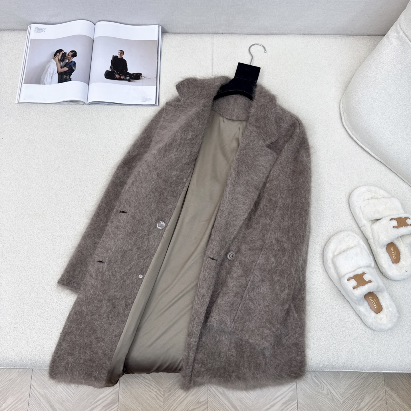 爆单款 Max 25Ss————秋冬最新款极简高级长款大衣 🩶气质感在线 简约时髦不失设计感 西装翻领设