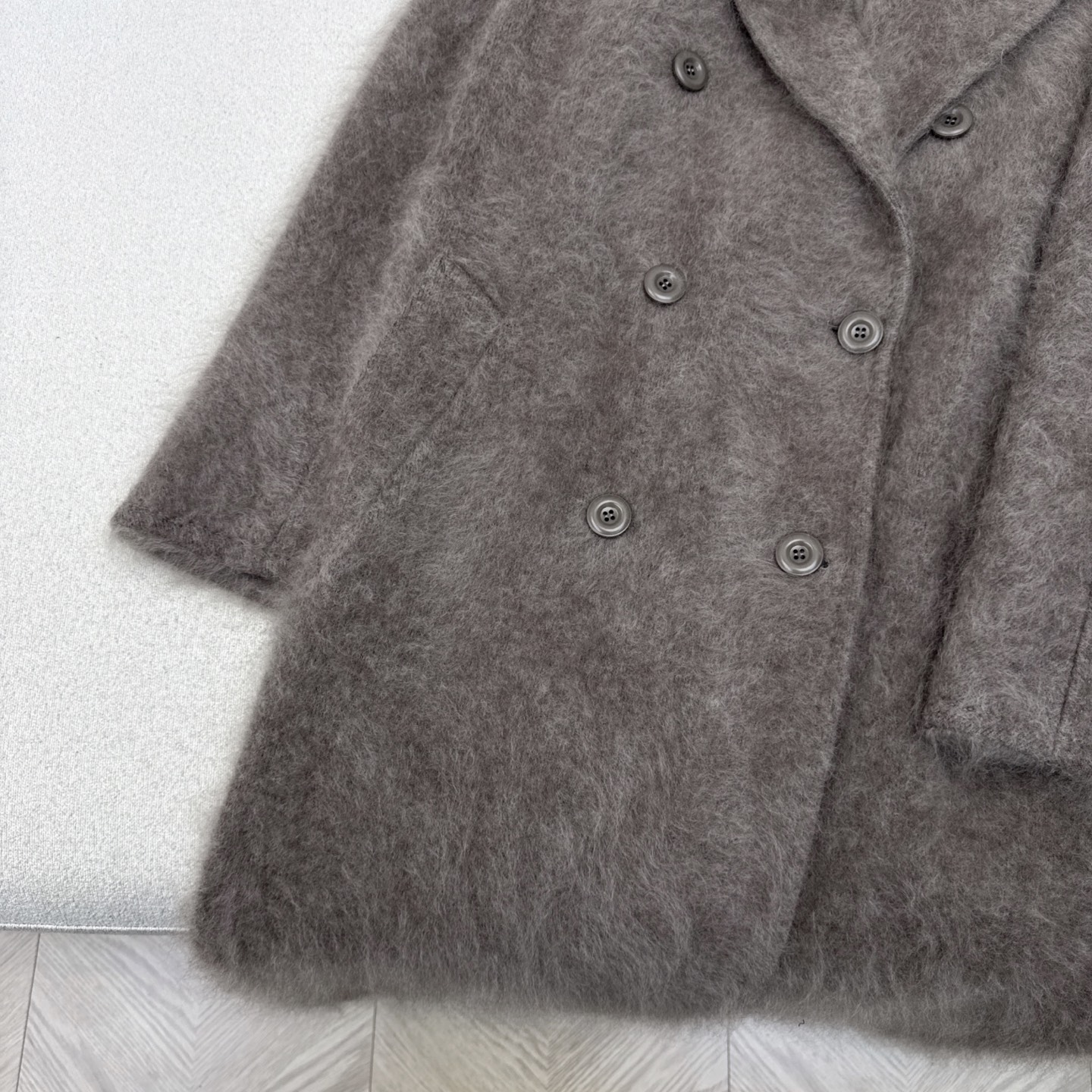 爆单款 Max 25Ss————秋冬最新款极简高级长款大衣 🩶气质感在线 简约时髦不失设计感 西装翻领设