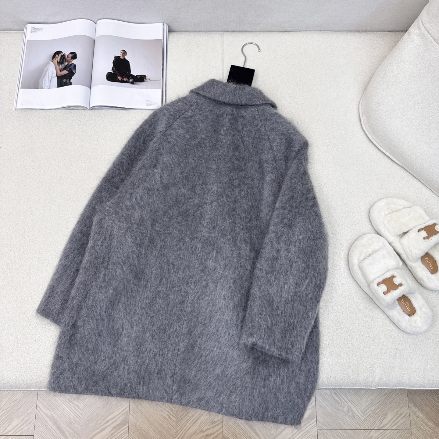 爆单款 Max 25Ss————秋冬最新款极简高级中长款大衣 🩶气质感在线 简约时髦不失设计感 西装翻领