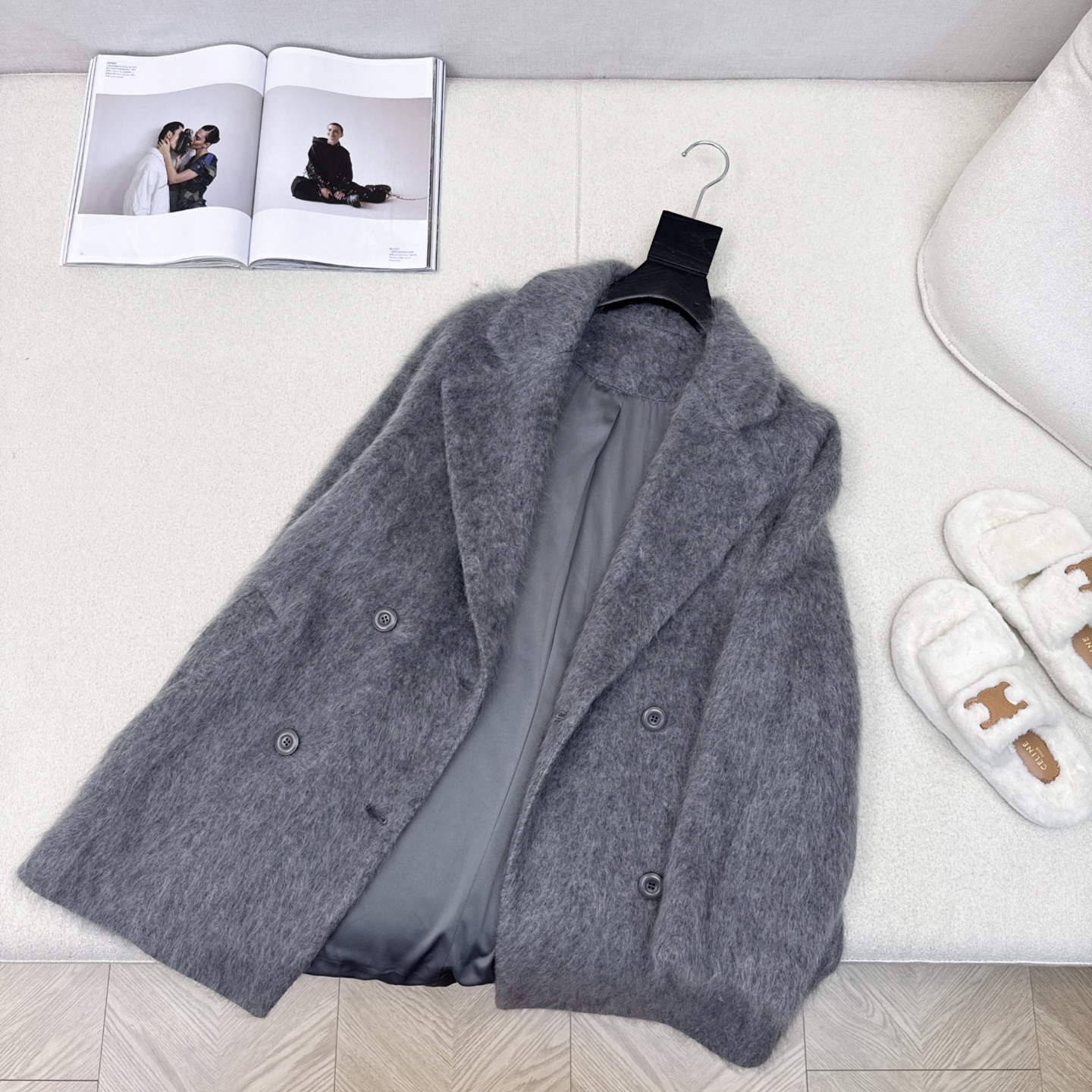 爆单款 Max 25Ss————秋冬最新款极简高级中长款大衣 🩶气质感在线 简约时髦不失设计感 西装翻领