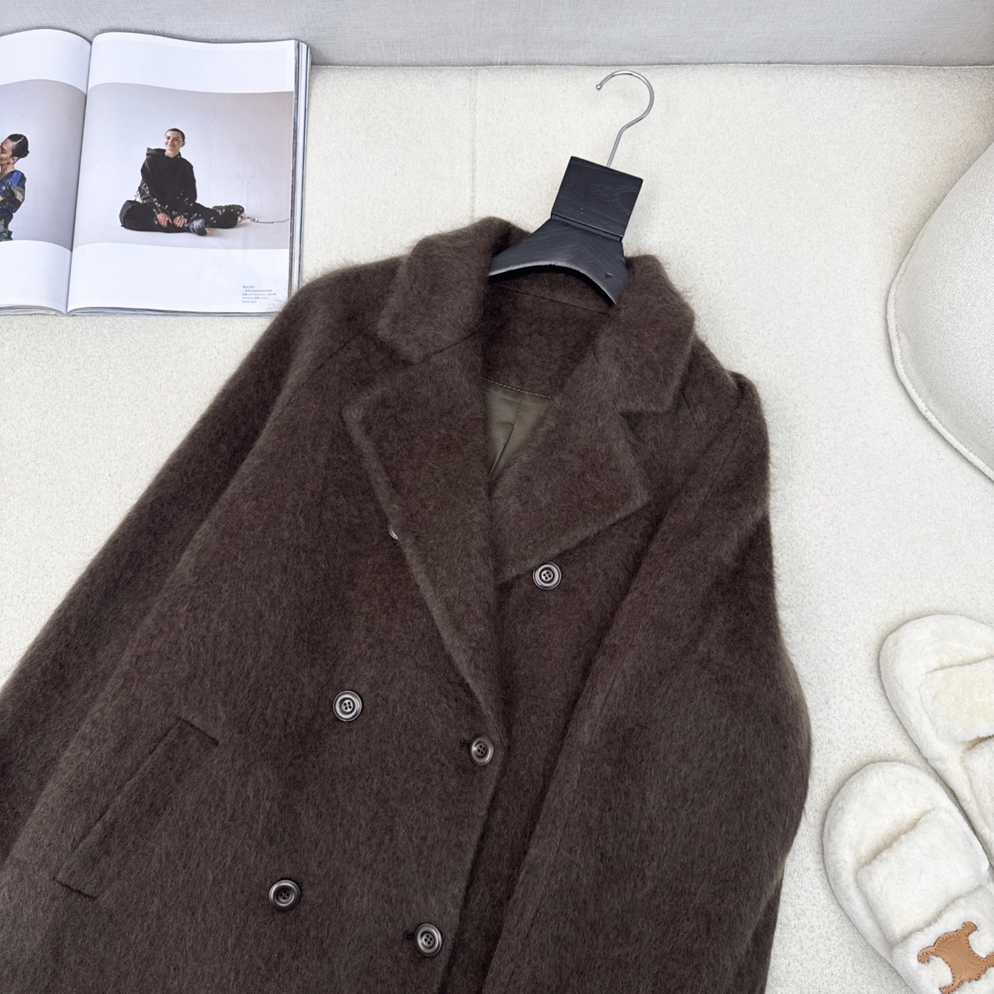 爆单款 Max 25Ss————秋冬最新款极简高级中长款大衣 🩶气质感在线 简约时髦不失设计感 西装翻领