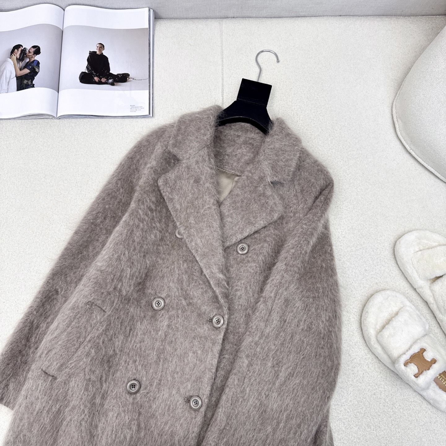 爆单款 Max 25Ss————秋冬最新款极简高级中长款大衣 🩶气质感在线 简约时髦不失设计感 西装翻领