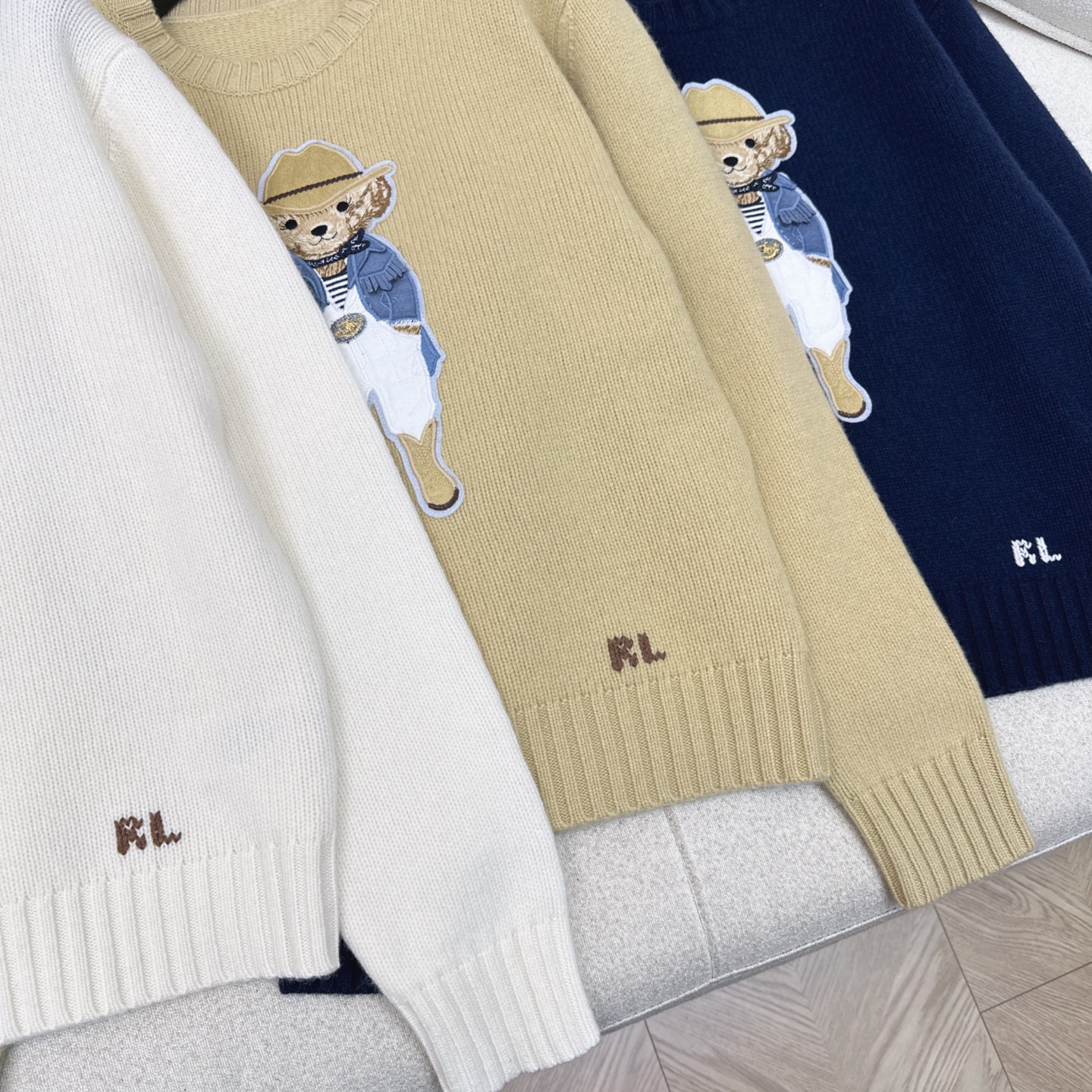 爆单款推荐 RL 25Ss———秋冬最新款休闲美式穿搭穿皮衣外套的小熊毛衣🤍品质控必入 细致到小熊的皮衣