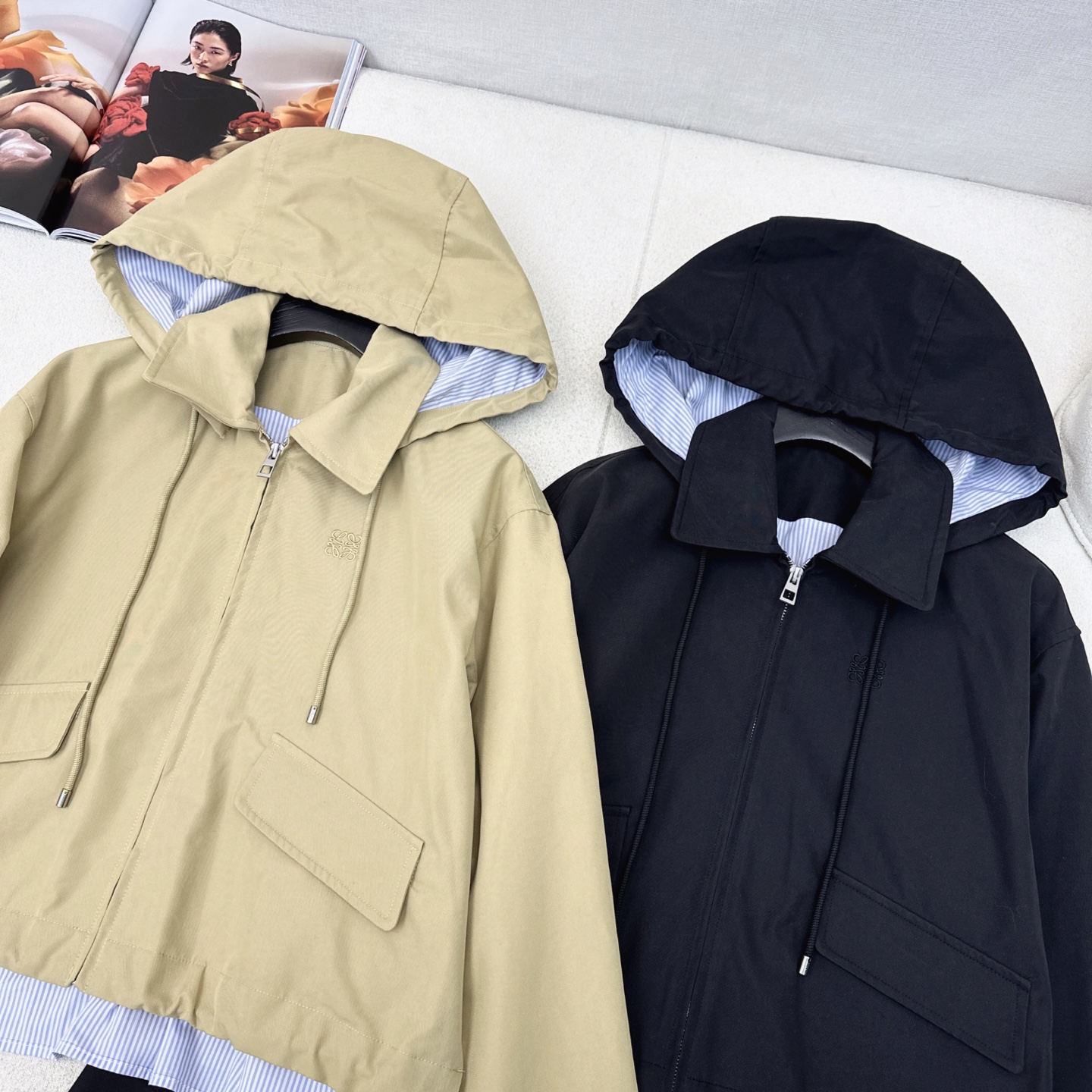 特价🉐️❗️黑色SML❗️不退不换❗️爆单款推荐 Loe 25Ss————早秋最新款帅气时髦套装🤎条纹拼