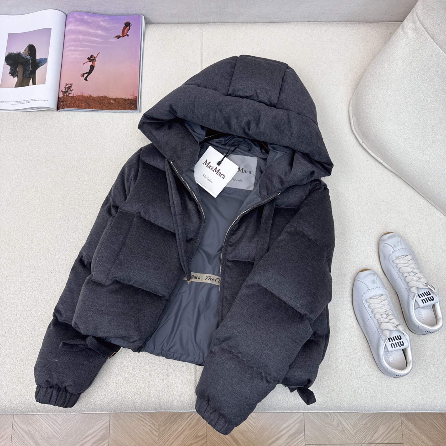 独家首发 原单品质 Max 25Ss———秋冬最新款简约毛呢短款连帽羽绒服 🖤经典立体H版型剪裁 经典时