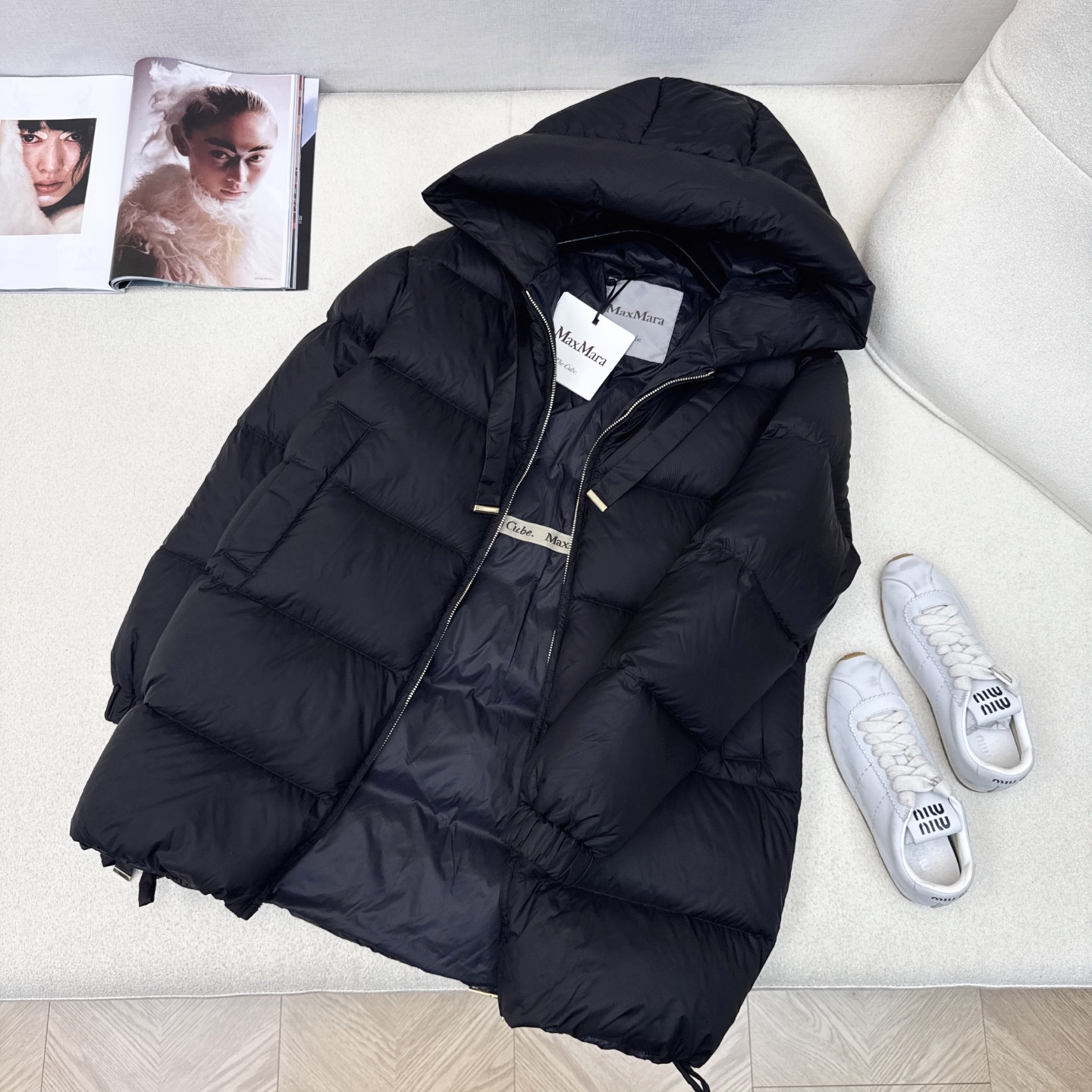 独家首发 原单品质 Max 25Ss———秋冬最新款简约连帽中长款羽绒服🖤经典立体H版型剪裁 经典时髦又