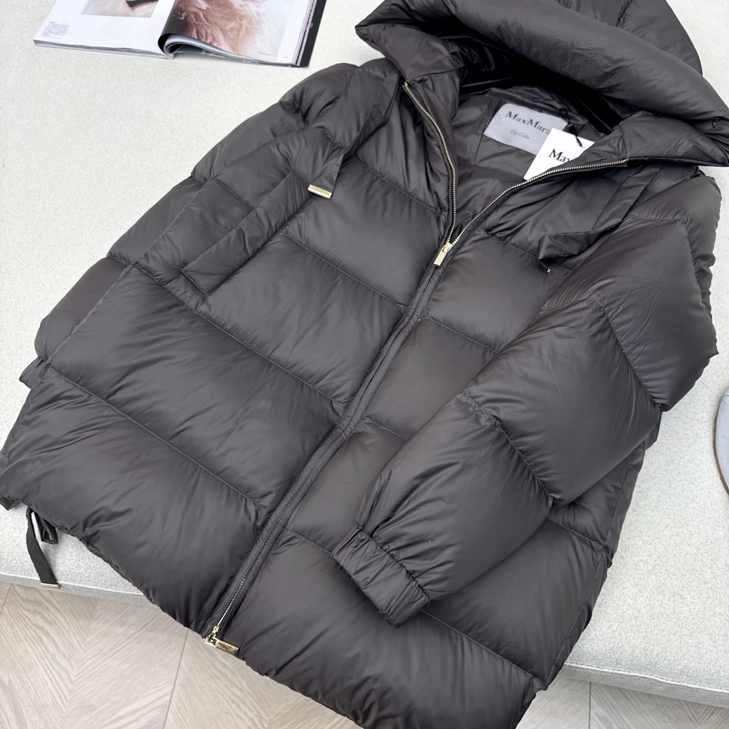 独家首发 原单品质 Max 25Ss———秋冬最新款简约连帽中长款羽绒服🖤经典立体H版型剪裁 经典时髦又