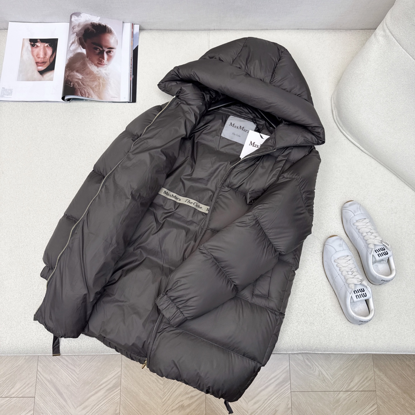独家首发 原单品质 Max 25Ss———秋冬最新款简约连帽中长款羽绒服🖤经典立体H版型剪裁 经典时髦又