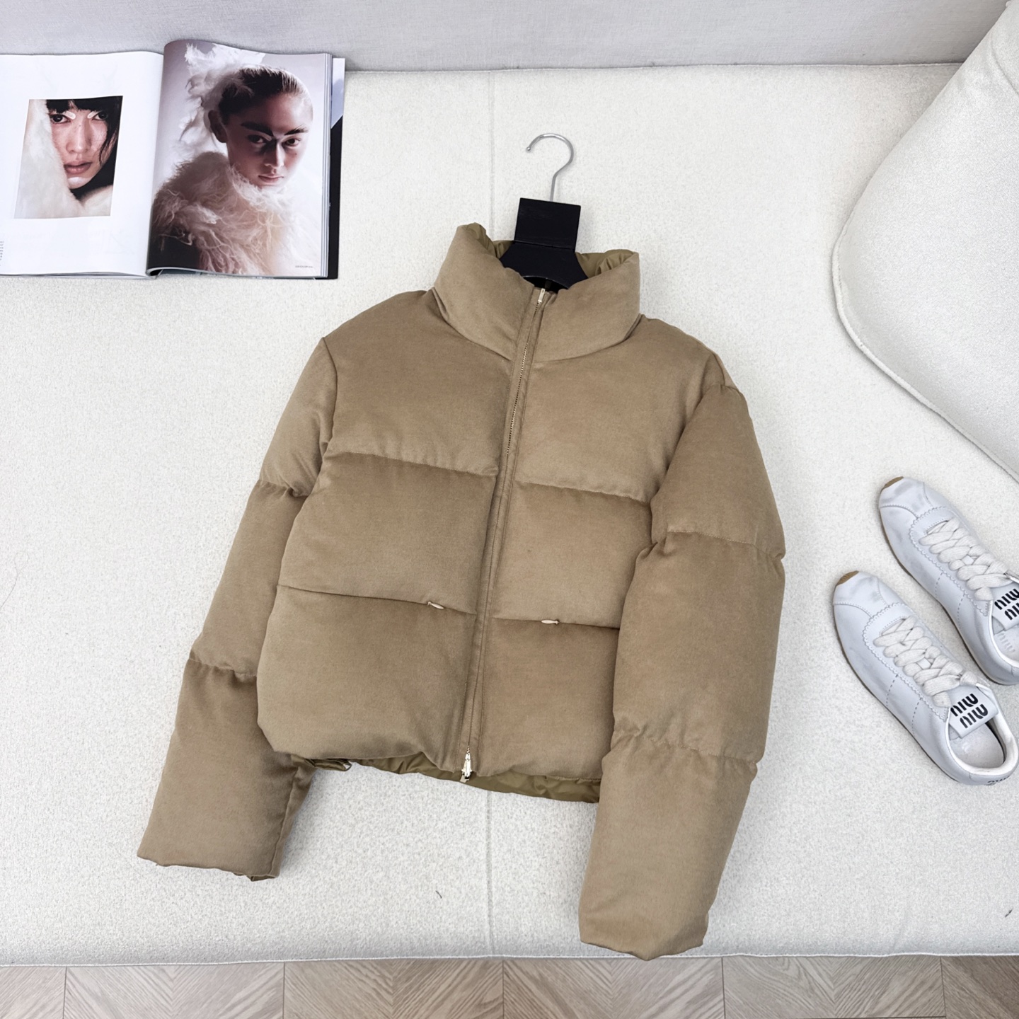 独家首发 原单品质 Max 25Ss———秋冬最新款简约立领毛呢短款连帽羽绒服 🖤经典立体H版型剪裁 经