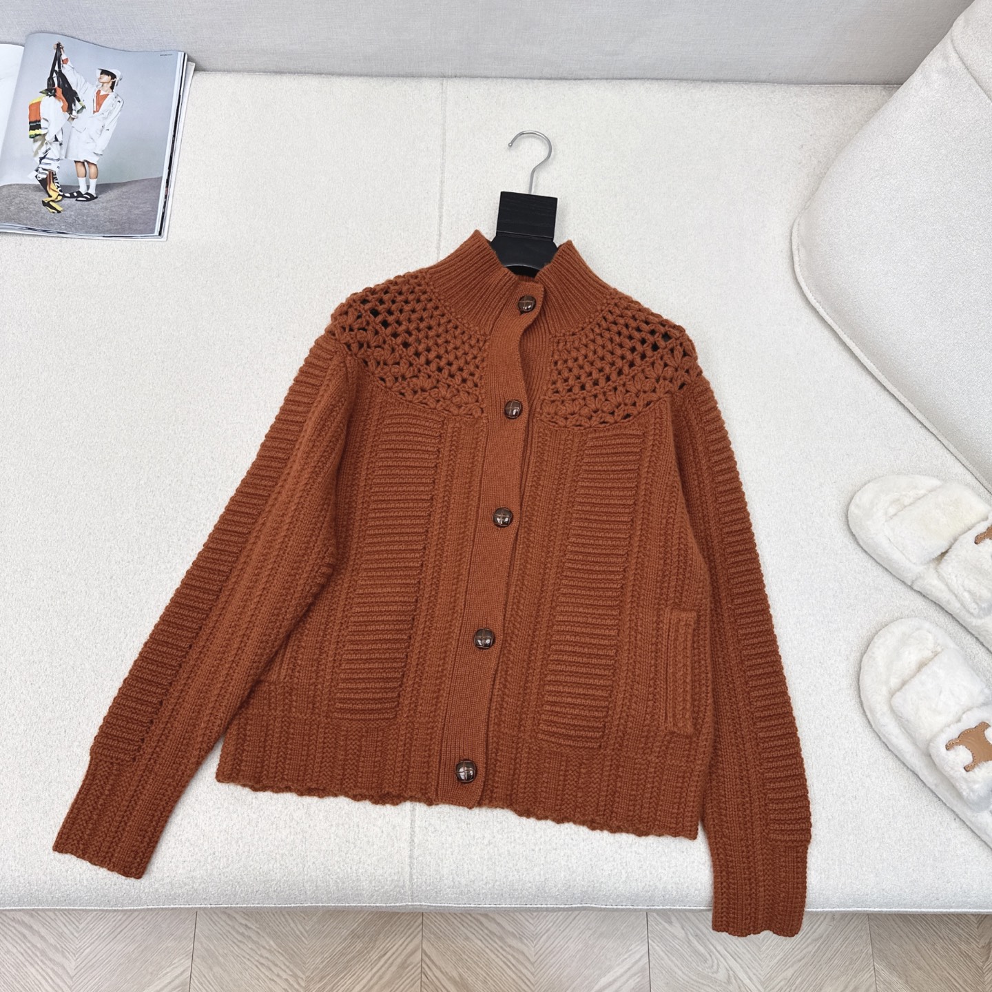 高端品质控必入 RL 25Ss————秋冬最新款老钱风穿搭紫标高定羊绒开衫外套🤎老钱风穿搭 复古木扣装饰