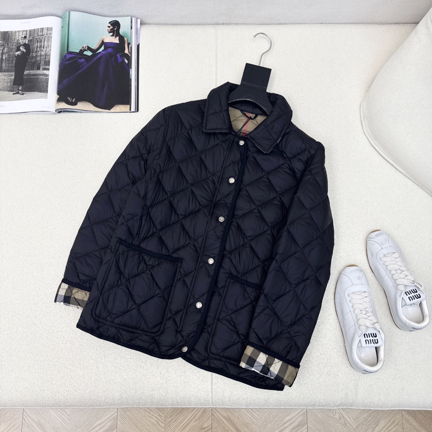 Burberry Quilted Down Puffer Jacket: Vintage-Inspired, Lightweight & Warm 2 i1756280938074 3478 0 0