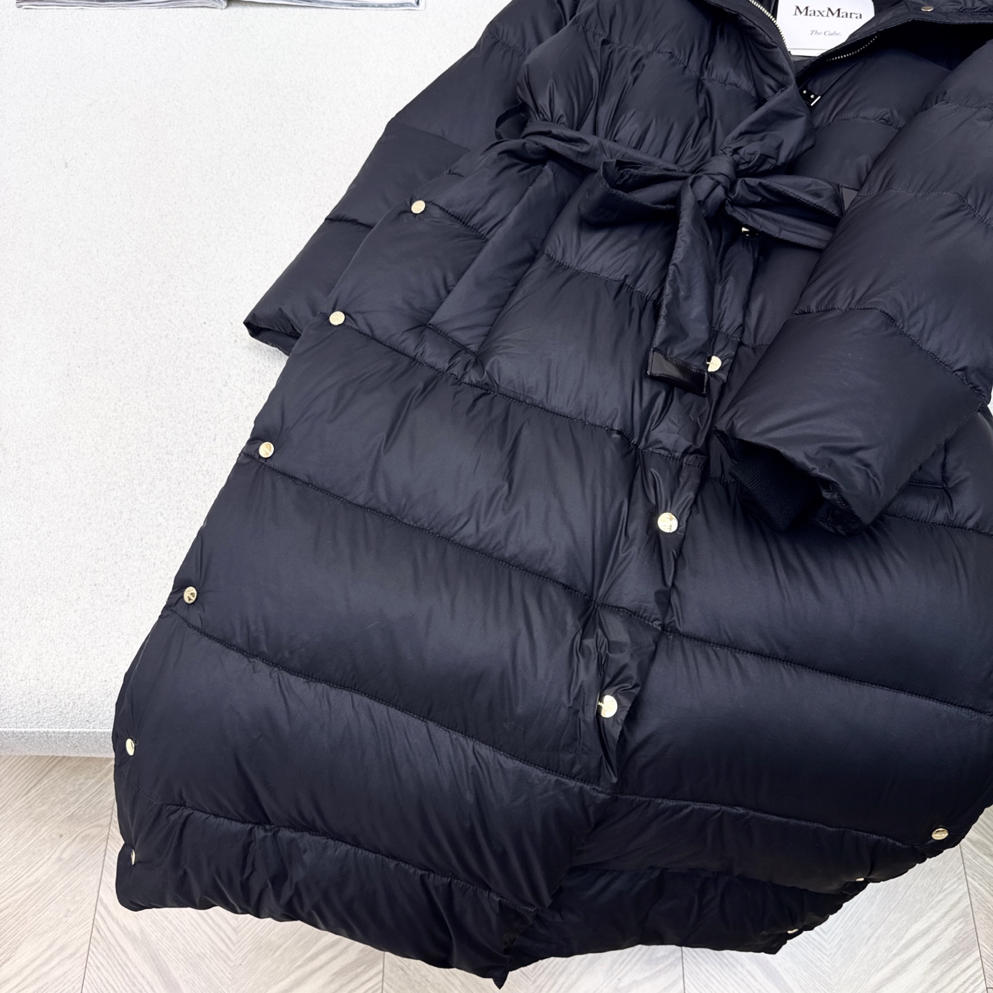 独家首发 原单品质 max 25Ss———秋冬最新款超大毛领绑带束腰长款连帽羽绒服🖤 经典腰部系带收腰长