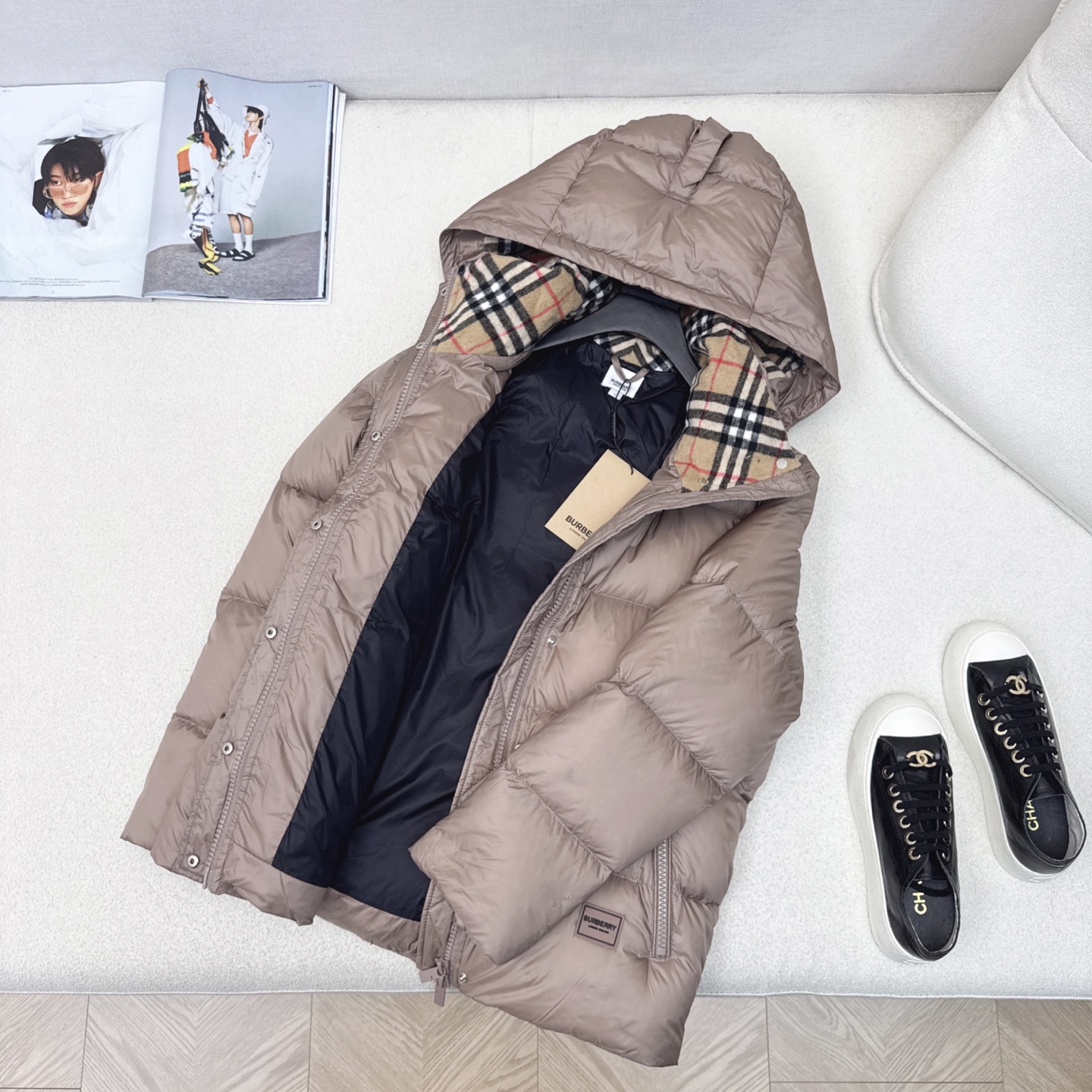 Burberry Hooded Puffer Jacket: Stylish, Warm, and Ready for Winter 6 i1756283446096 3608 0 5