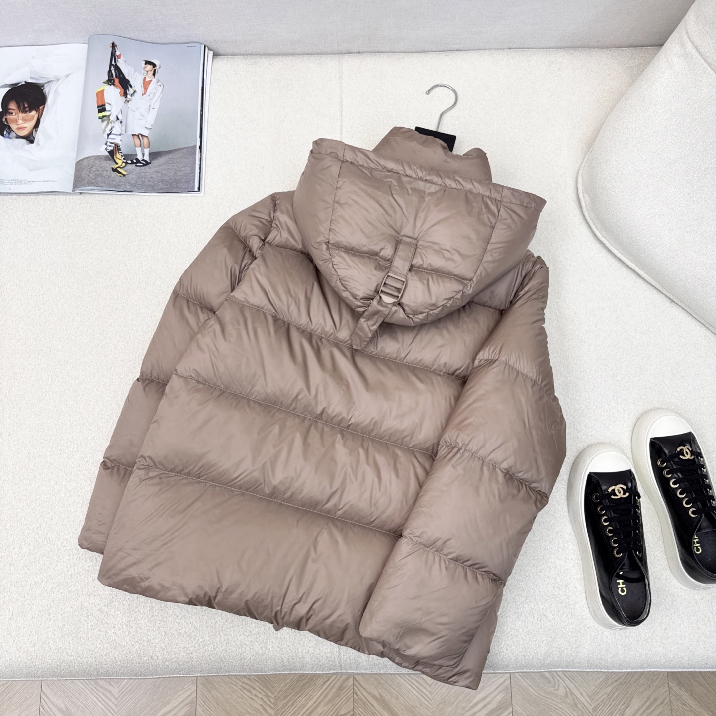 Burberry Hooded Puffer Jacket: Stylish, Warm, and Ready for Winter 7 i1756283447097 3479 0 6