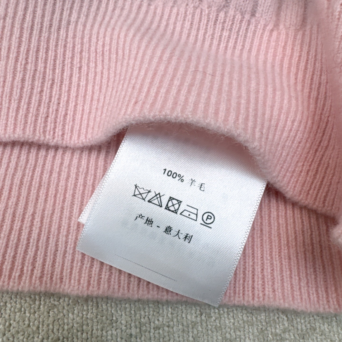 独家款 lp🆕 25Ss———早秋最新款针织套装 🩶撞色条纹翻领针织衫+松紧腰直筒裤 精致美感 整体给人