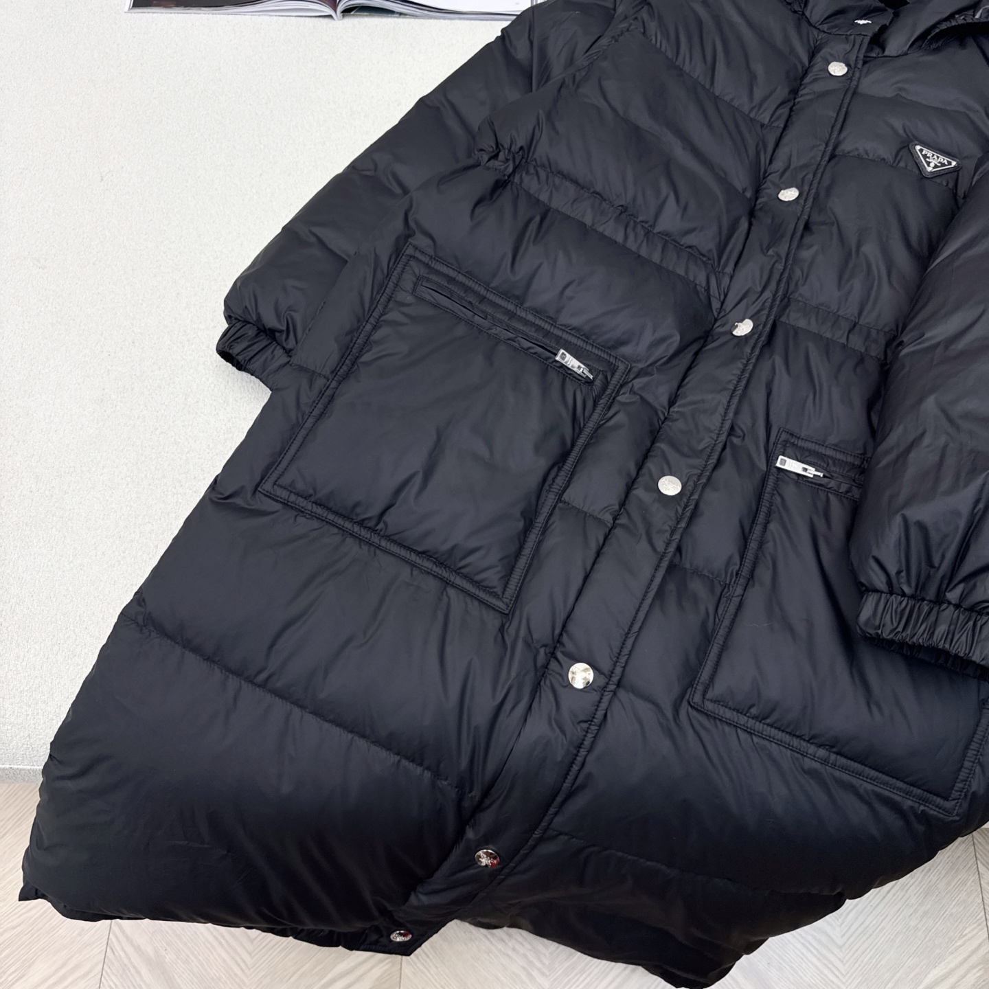 爆单款推荐 原单品质 PD 25Ss———秋冬最新款袖子可拆卸两穿款长款羽绒外套🖤经典H长款版型百搭不挑