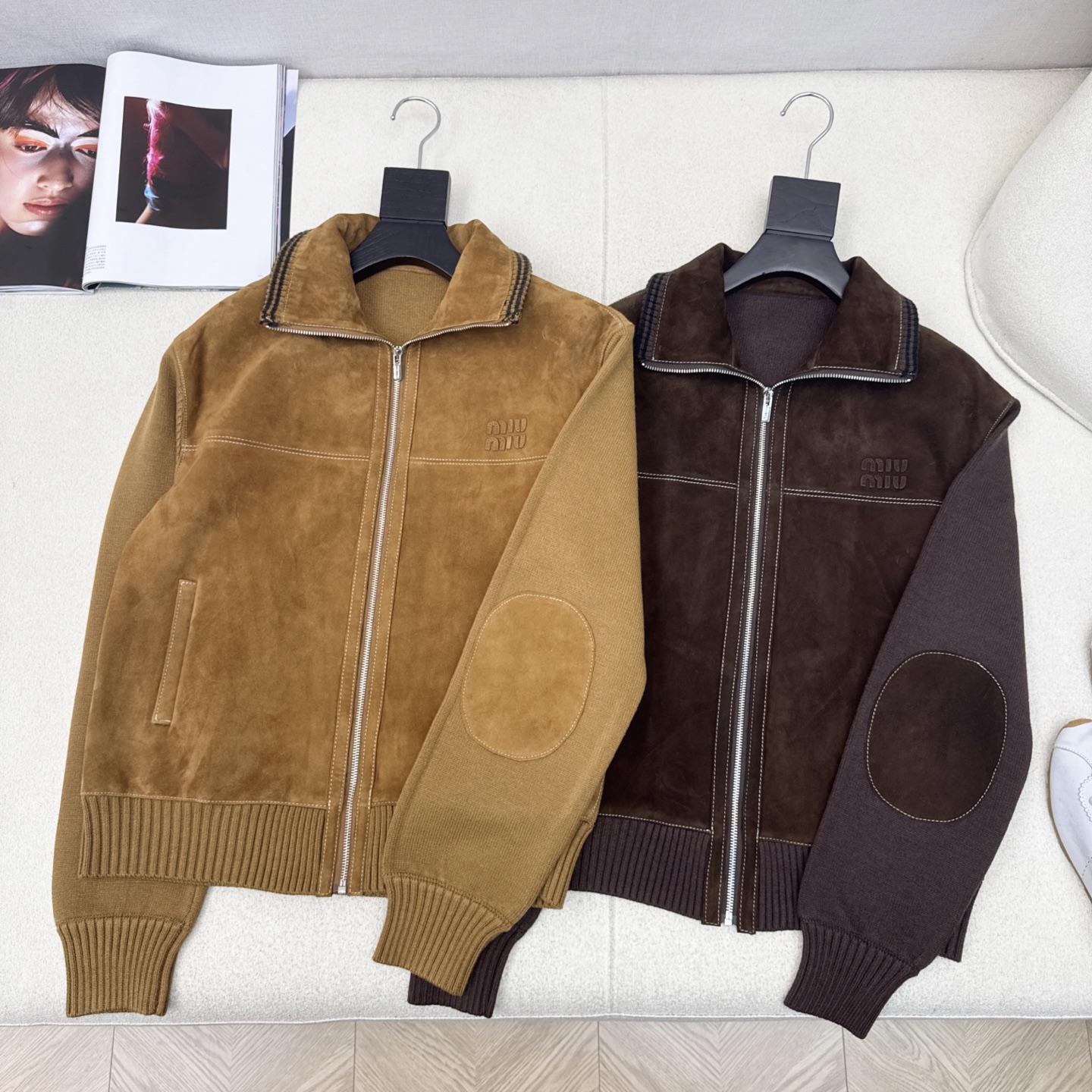 爆单款推荐 Miu 25Ss———秋冬最新款缪系鹿皮绒翻立领夹克外套🤎百分百进口鹿皮绒小羊皮拼接螺纹纱线