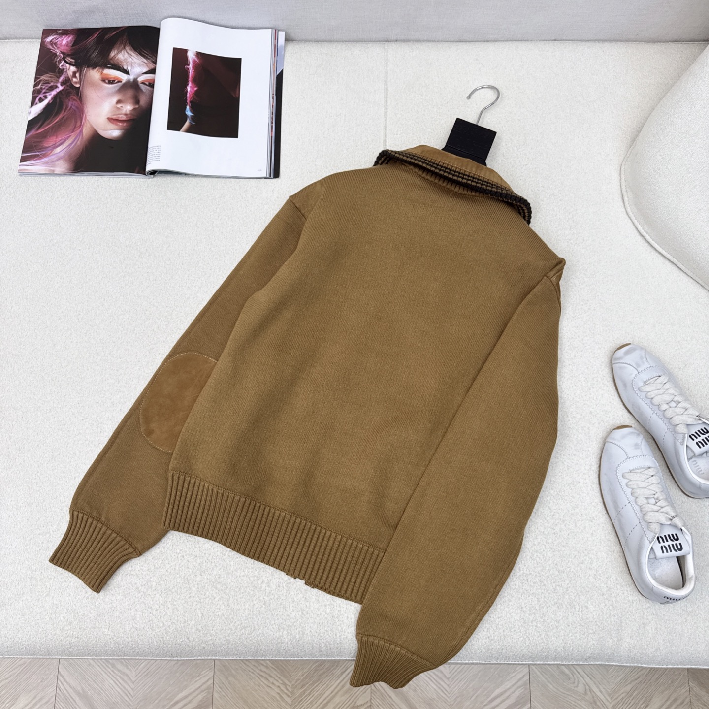 爆单款推荐 Miu 25Ss———秋冬最新款缪系鹿皮绒翻立领夹克外套🤎百分百进口鹿皮绒小羊皮拼接螺纹纱线