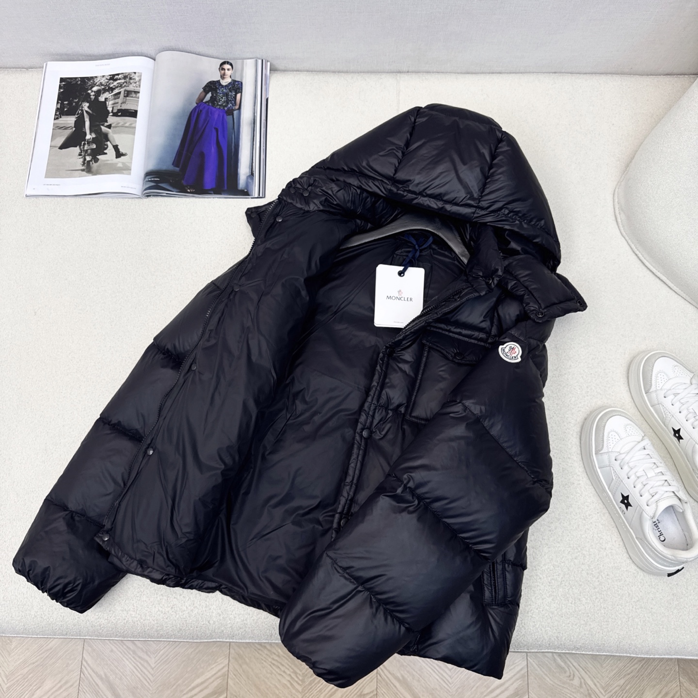 男女同款 原单品质 MC 25Ss———秋冬新品连帽面包羽绒服外套 🤍经典H版型立体剪裁版型设计 时髦又