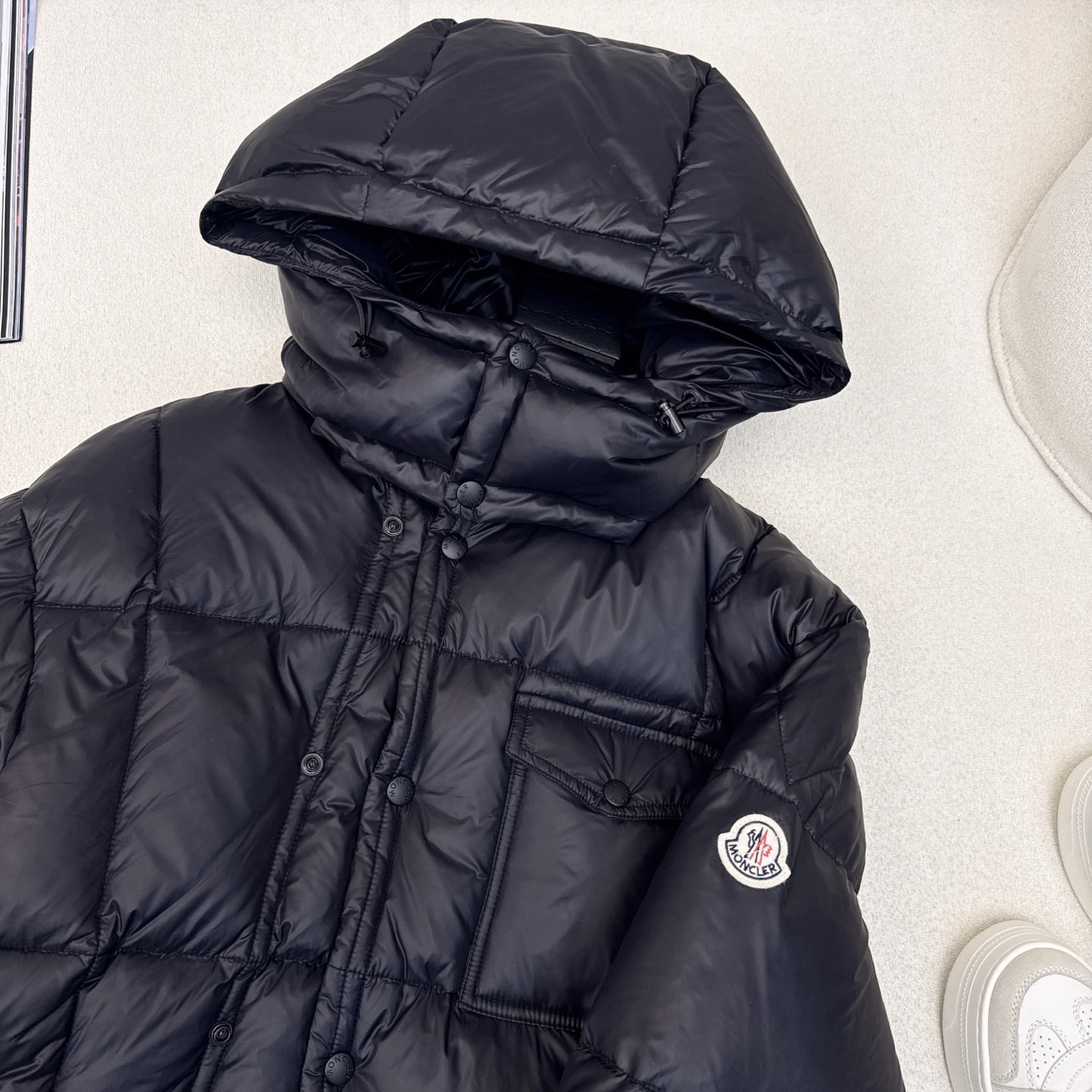 男女同款 原单品质 MC 25Ss———秋冬新品连帽面包羽绒服外套 🤍经典H版型立体剪裁版型设计 时髦又