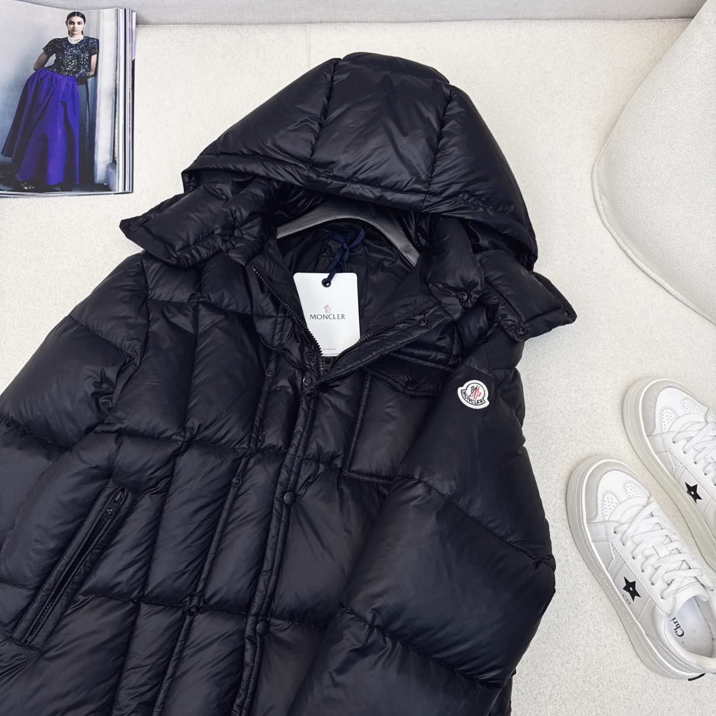 男女同款 原单品质 MC 25Ss———秋冬新品连帽面包羽绒服外套 🤍经典H版型立体剪裁版型设计 时髦又