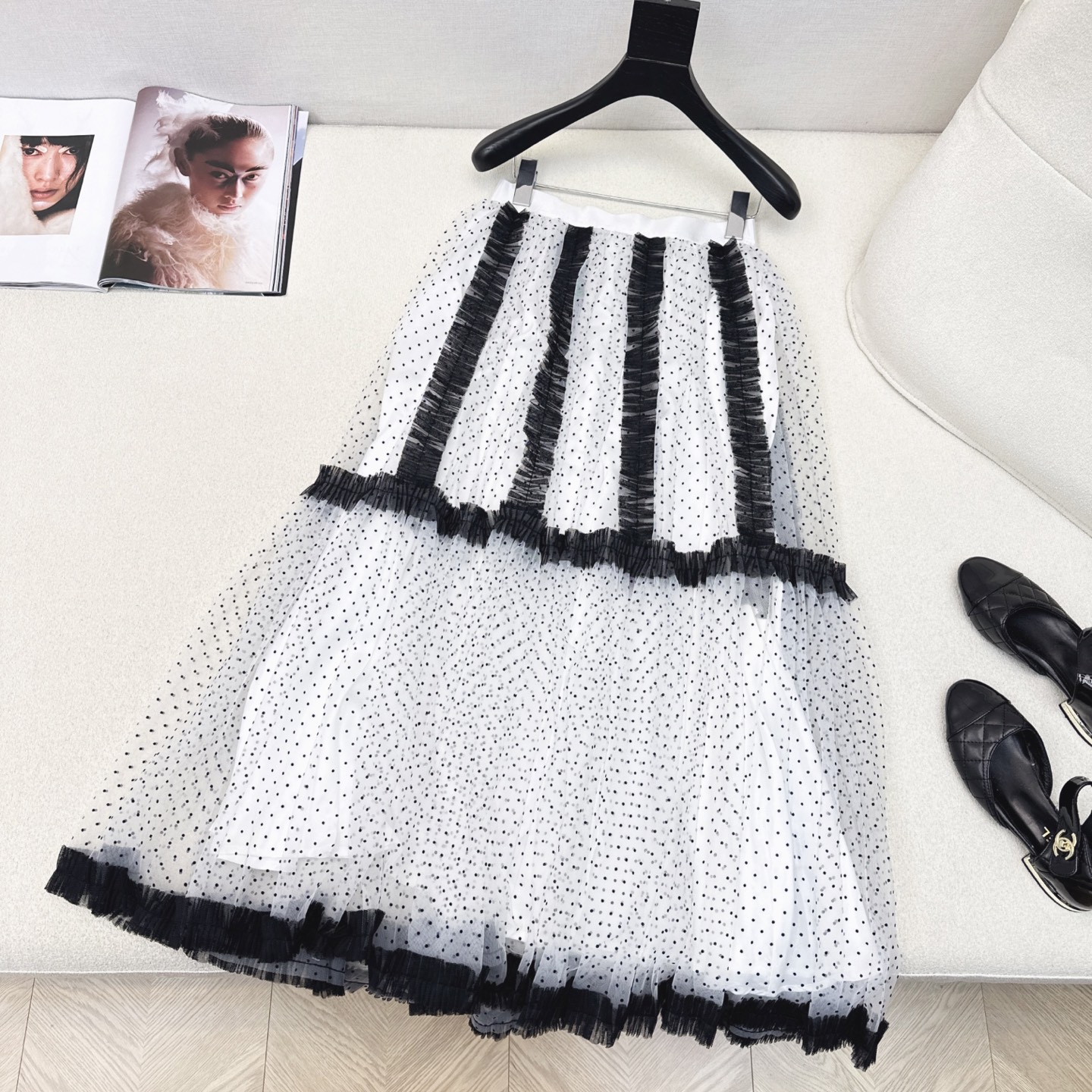 经典优雅气质 CD 25Ss————秋冬最新款立体植绒小波点网纱半裙 🖤非常优雅知性气质 搭配衬衫T恤都