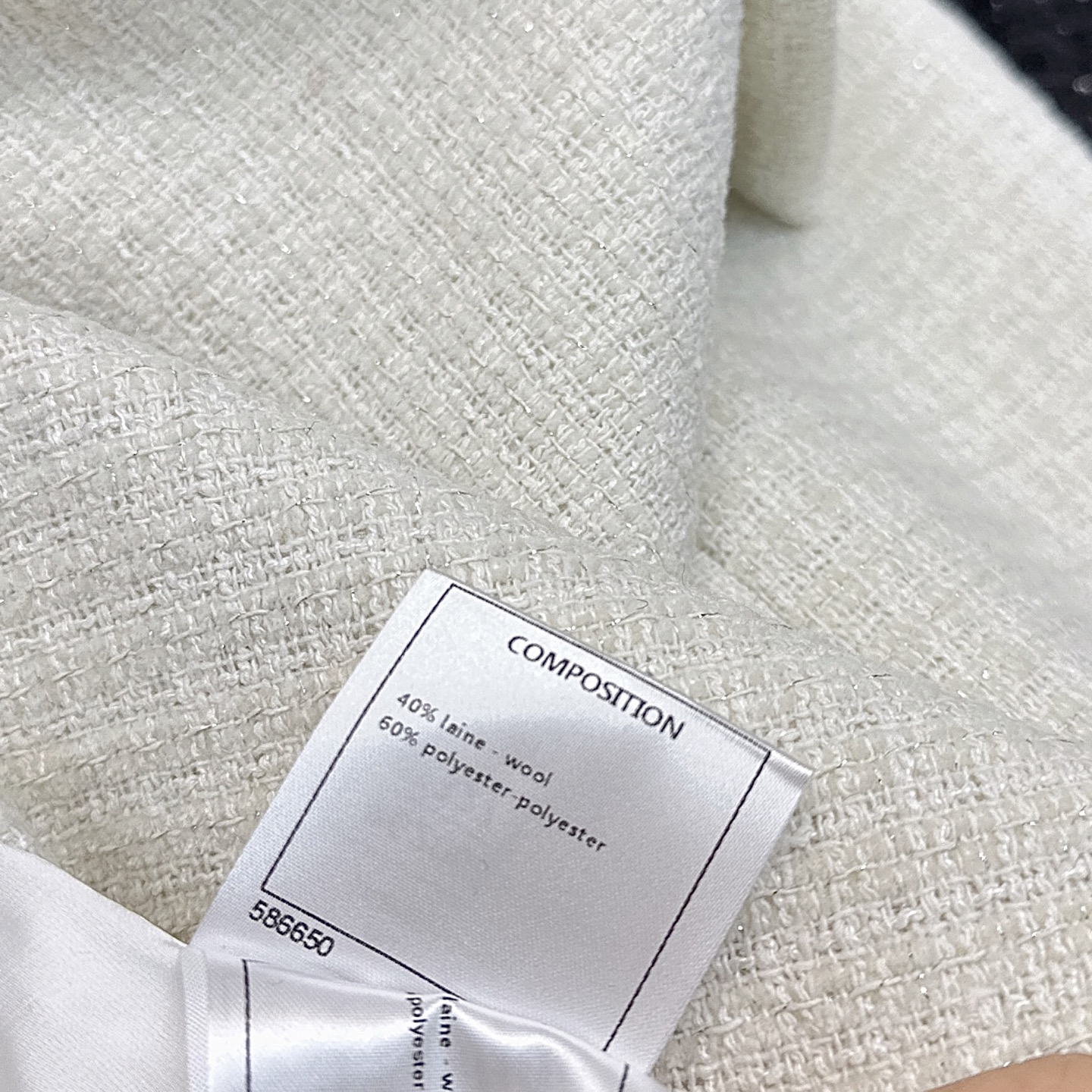 贵气高级 C家 25Ss————秋冬最新款兔子耳朵绑带装饰编织小外套 🤍采用定制的重工编织面料 细节感满