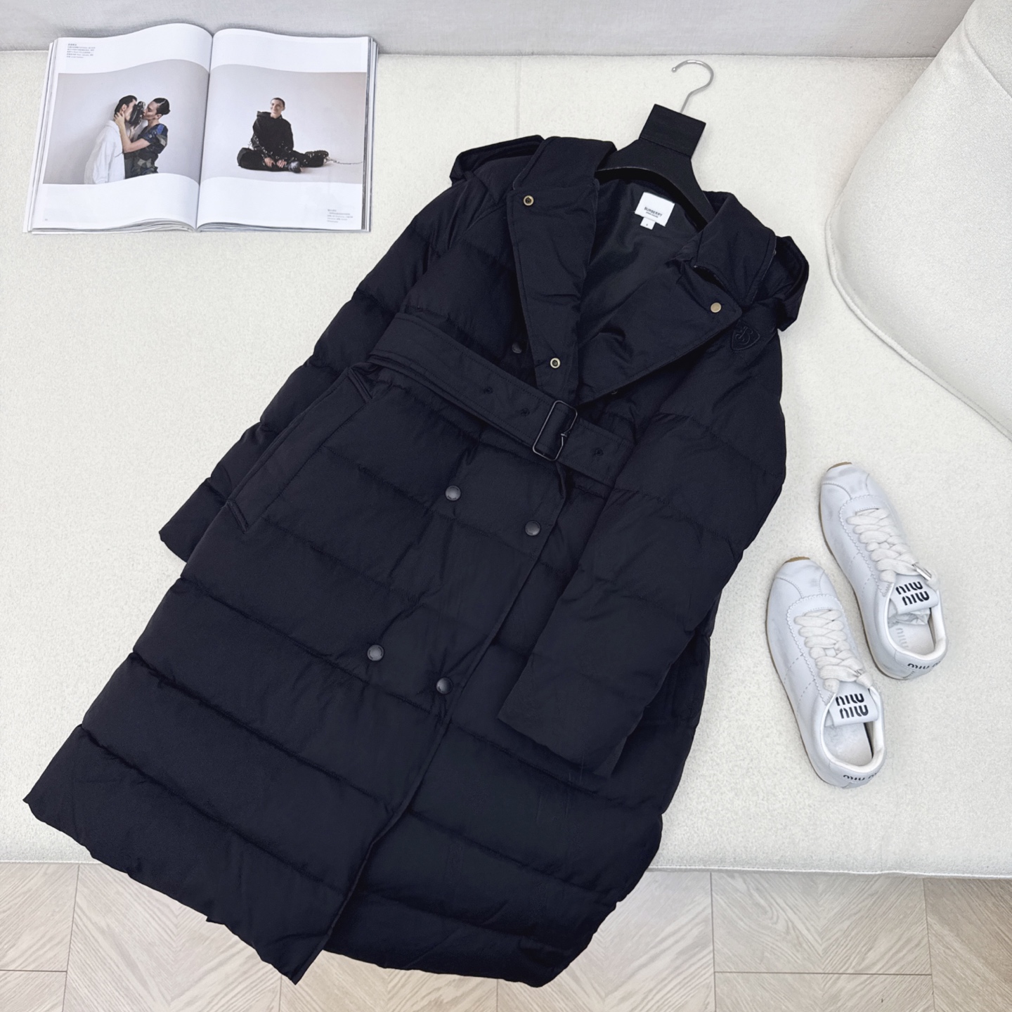 原单品质 Bur 25SS ———秋冬新款经典双排扣翻领长款羽绒服外套 🖤实穿性很高 专柜每年必火的经典