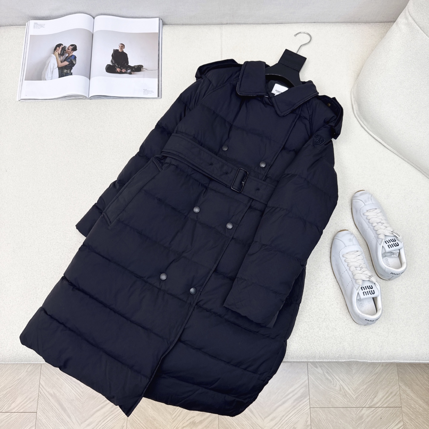 原单品质 Bur 25SS ———秋冬新款经典双排扣翻领长款羽绒服外套 🖤实穿性很高 专柜每年必火的经典