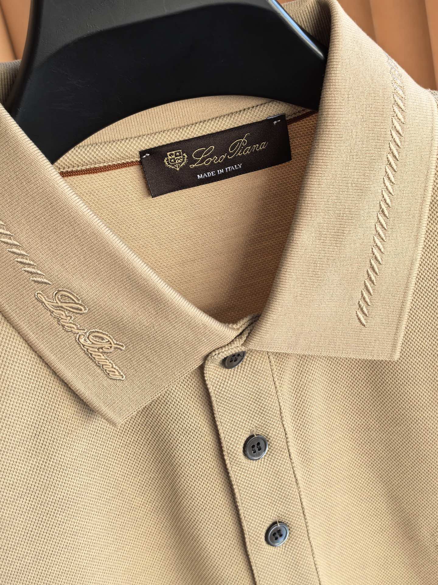 Lor* Pian* Loro Piana，2026新款诺U翩然 奢雅新章 | 羊毛珠地Polo衫，重新