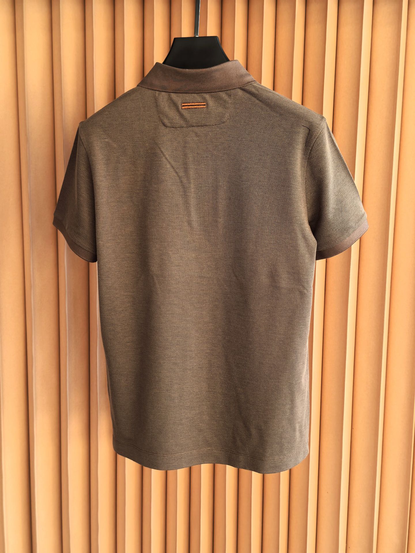 ZEGNA 2026新款羊毛双面珠地Polo衫，双面质感的高阶型格，采用羊毛双面珠地面料，正反双珠地织造