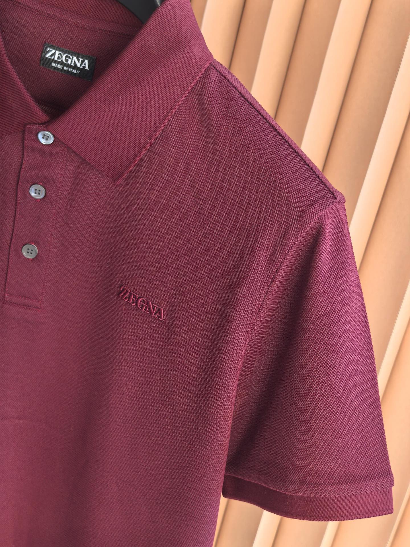 ZEGNA 羊毛双面珠地Polo衫，双面质感的高阶型格，采用羊毛双面珠地面料，正反双珠地织造让面料拥有双