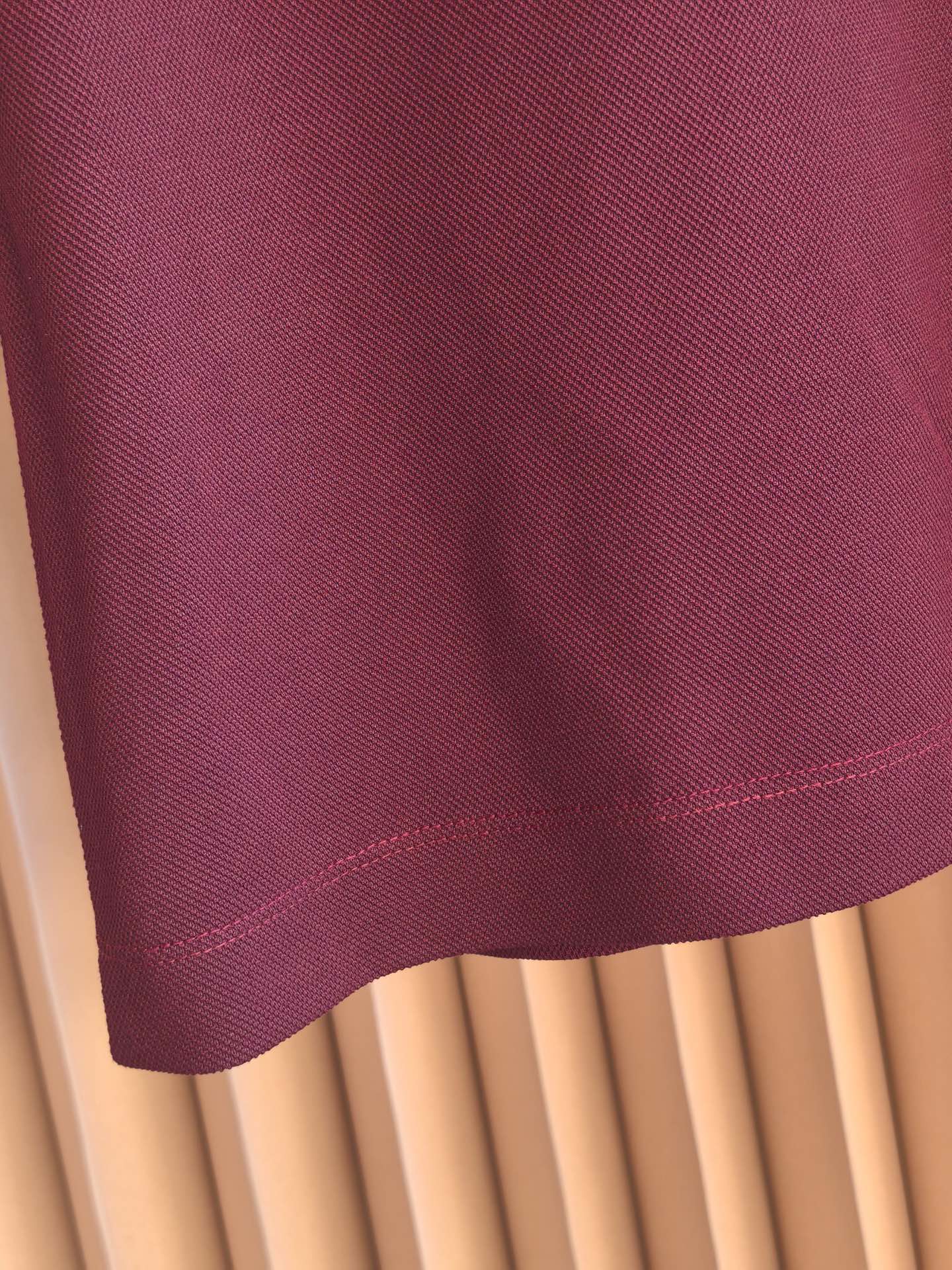 ZEGNA 羊毛双面珠地Polo衫，双面质感的高阶型格，采用羊毛双面珠地面料，正反双珠地织造让面料拥有双