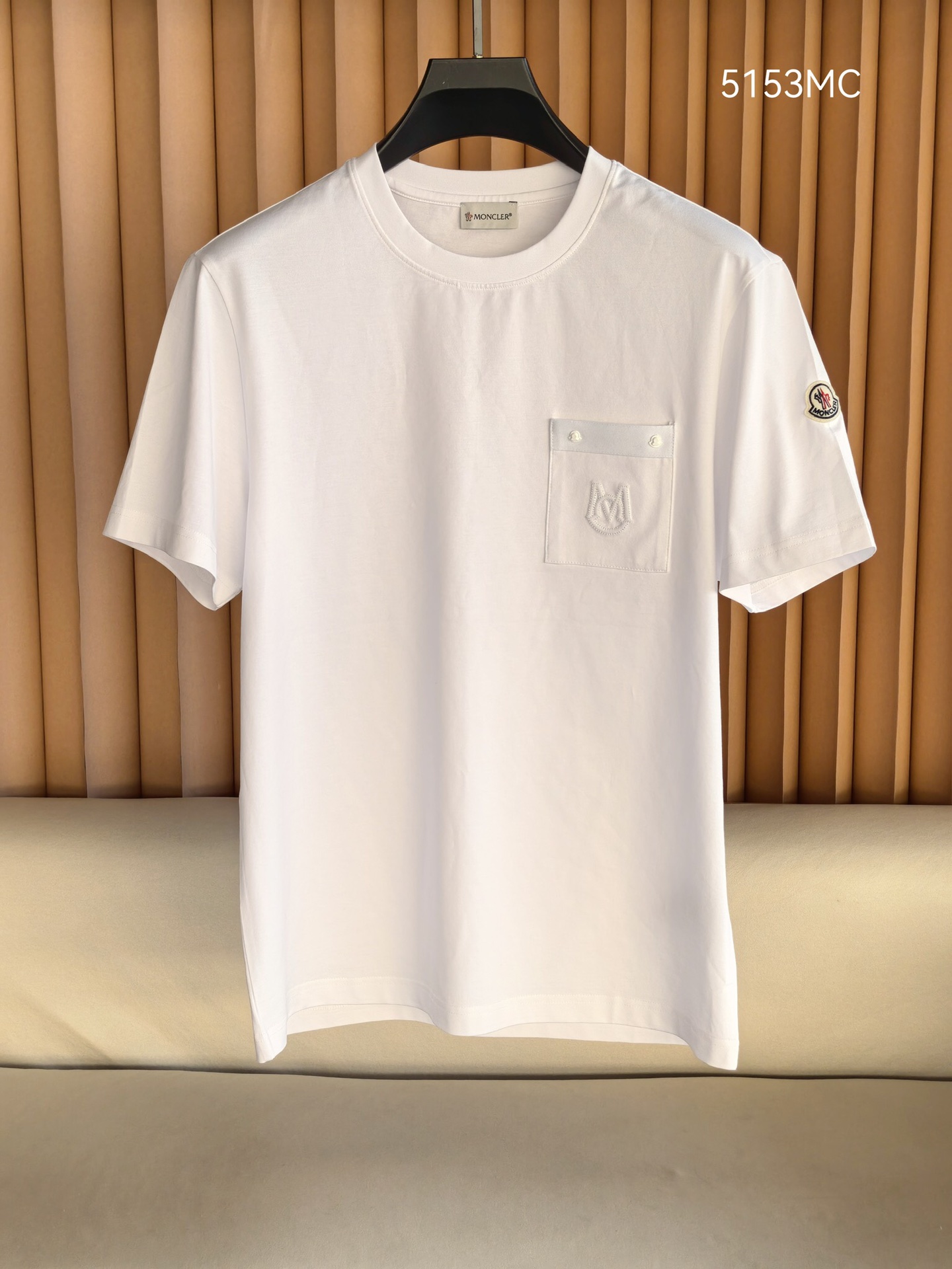 MONCLER，蒙口2026新款奢简之选，彪马棉口袋T恤，勾勒高阶男士型格，采用定制彪马棉面料打造，精选