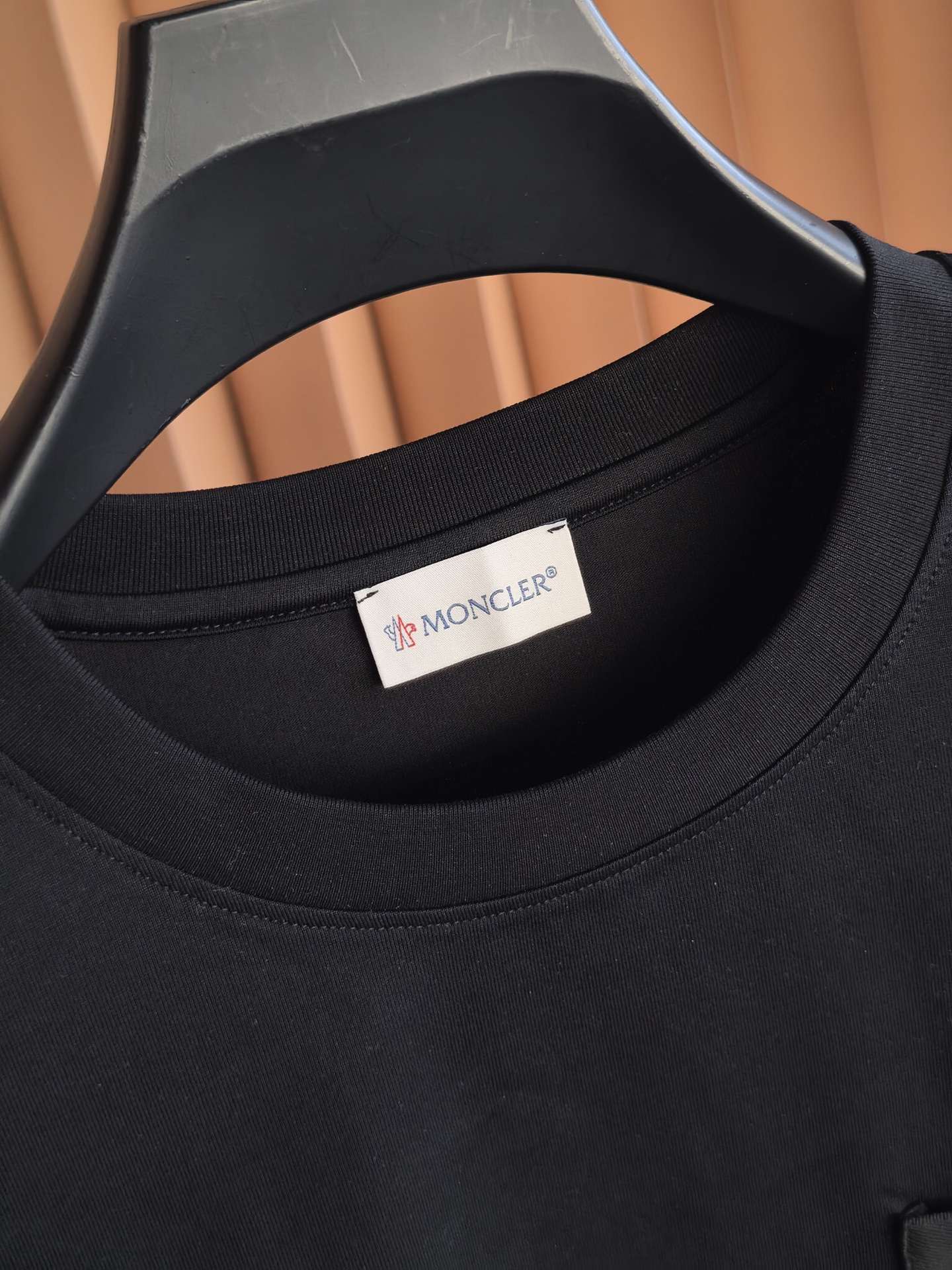 MONCLER ，蒙口2027新款奢简之选，彪马棉口袋T恤，勾勒高阶男士型格，采用定制彪马棉面料打造，精