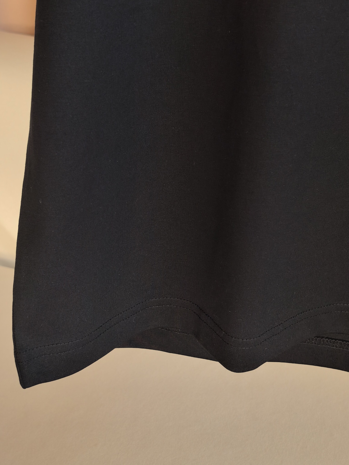 MONCLER ，蒙口2027新款奢简之选，彪马棉口袋T恤，勾勒高阶男士型格，采用定制彪马棉面料打造，精