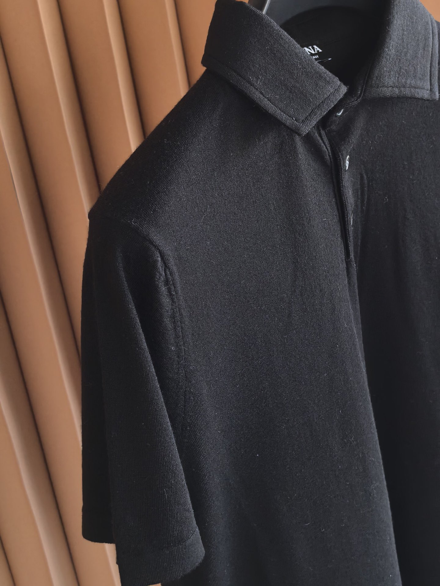 ZEGNA 2026新款天丝羊毛混纺夏日商务的柔润奢享，甄选天丝与羊毛黄金配比混纺，揉合天丝的冰爽垂坠与