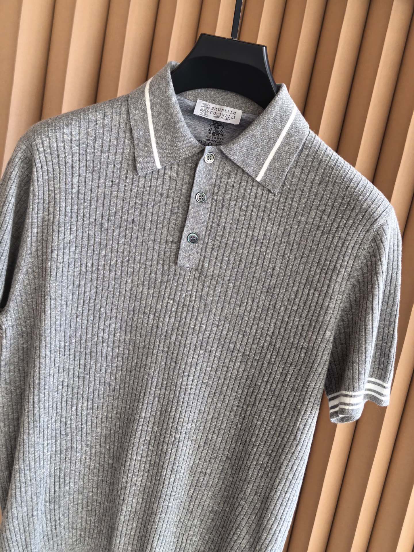 Brunello Cucinelli BC，2026新款男士竖坑条肌理×棉麻羊毛｜商务型格的透气美学，精