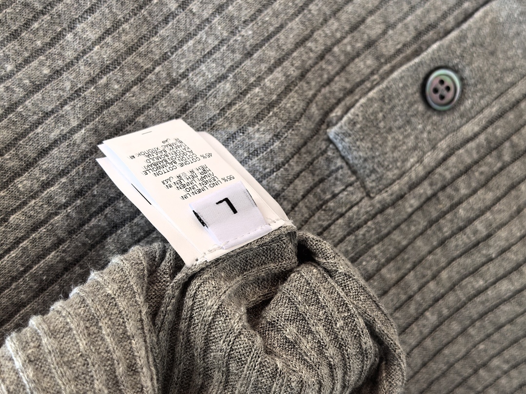 Brunello Cucinelli BC，2026新款男士竖坑条肌理×棉麻羊毛｜商务型格的透气美学，精