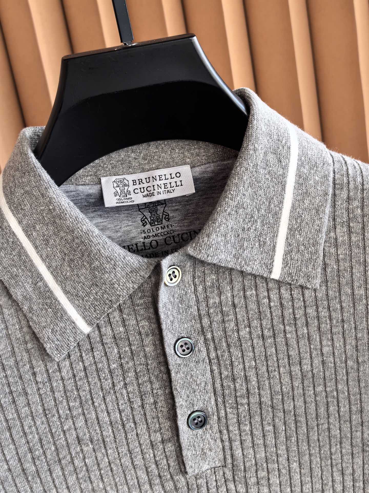 Brunello Cucinelli BC，2026新款男士竖坑条肌理×棉麻羊毛｜商务型格的透气美学，精